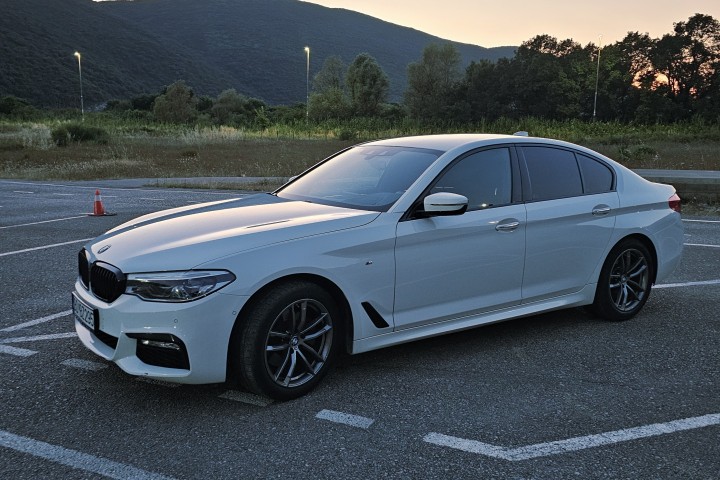 BMW 520D X DRIVE. M