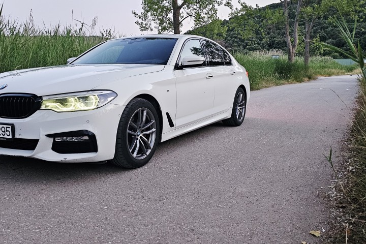 BMW 520D X DRIVE. M