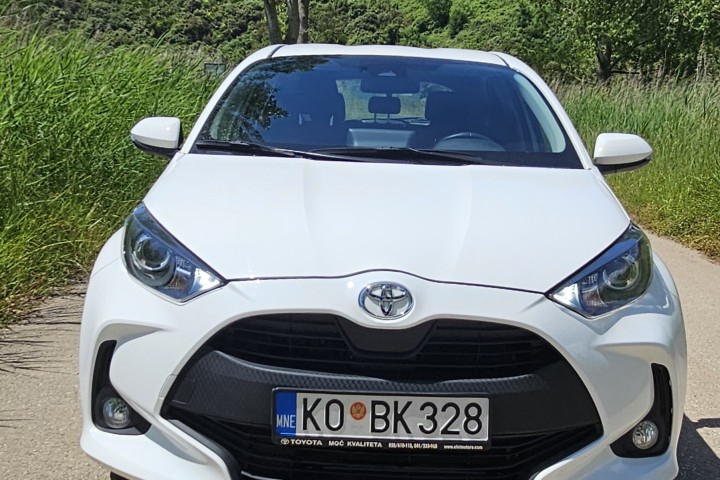 TOYOTA YARIS 1.5